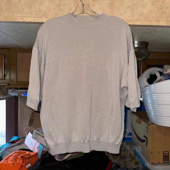 Short Sleeve Sweater Shirt - Picture 1 of 6